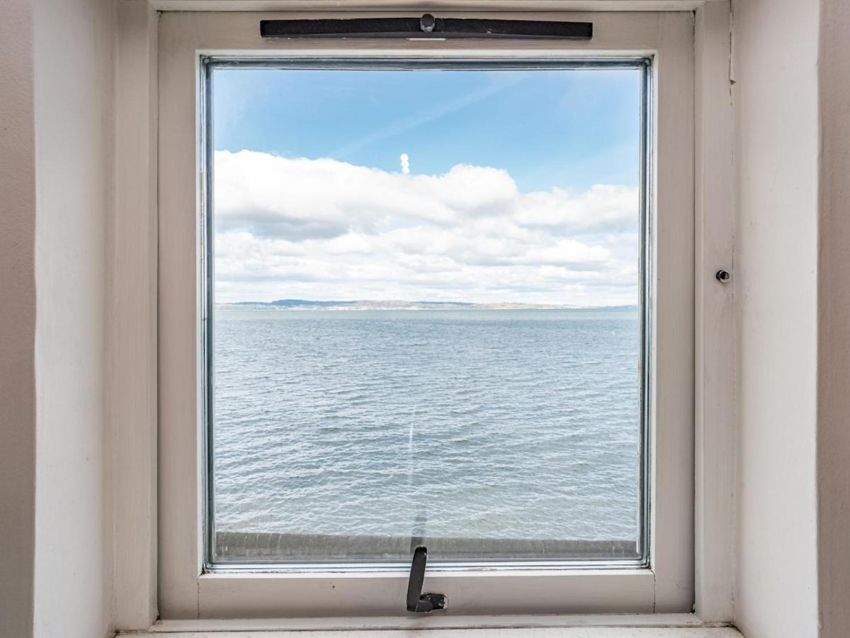Pass The Keys Stunning Flat With Sea View And Parking Daire Edinburgh Dış mekan fotoğraf